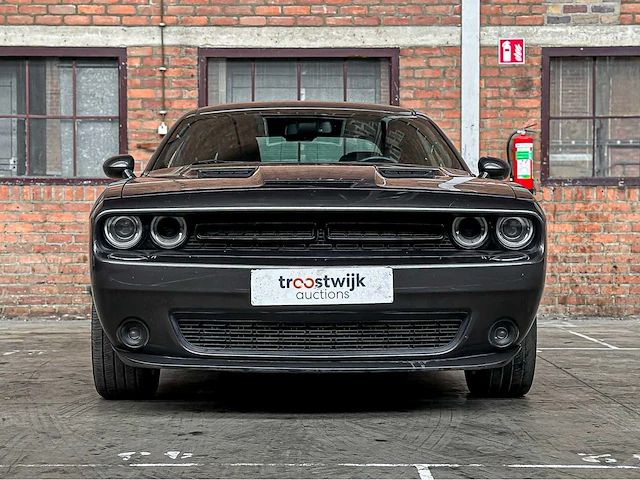 Dodge challenger sxt 3.6 v6 305pk 2019 - afbeelding 6 van  47