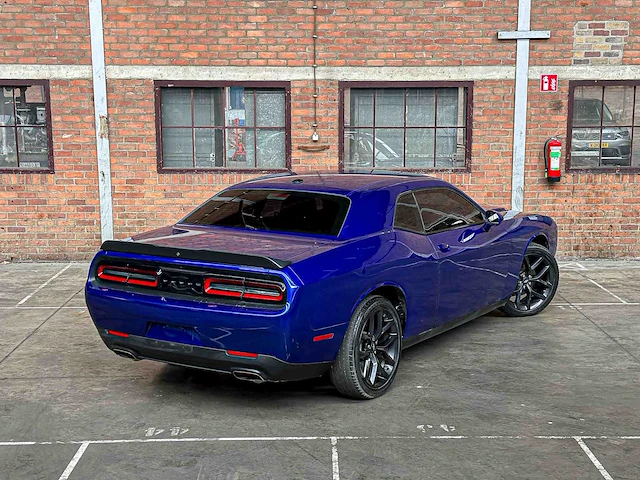 Dodge challenger sxt 3.6 v6 305pk 2022 - afbeelding 2 van  43