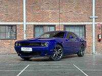Dodge challenger sxt 3.6 v6 305pk 2022 - afbeelding 1 van  43