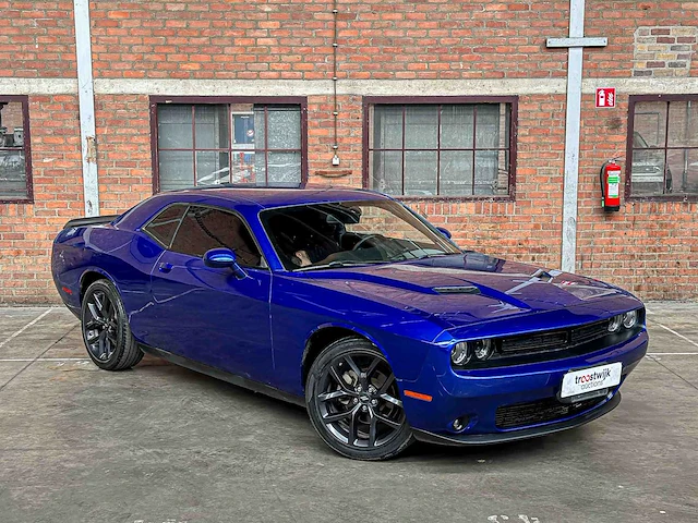 Dodge challenger sxt 3.6 v6 305pk 2022 - afbeelding 41 van  43