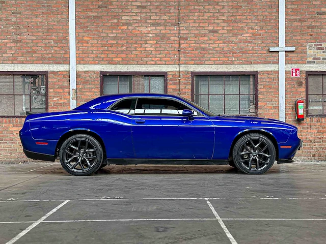 Dodge challenger sxt 3.6 v6 305pk 2022 - afbeelding 43 van  43