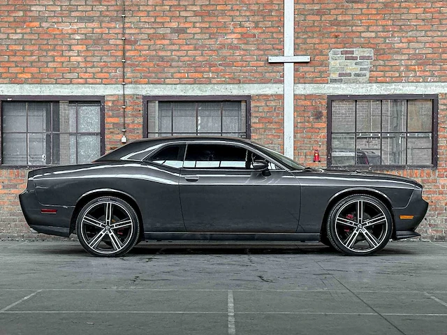 Dodge challenger sxt 3.6l 305pk 2013 - afbeelding 2 van  32