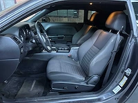 Dodge challenger sxt 3.6l 305pk 2013 - afbeelding 13 van  32