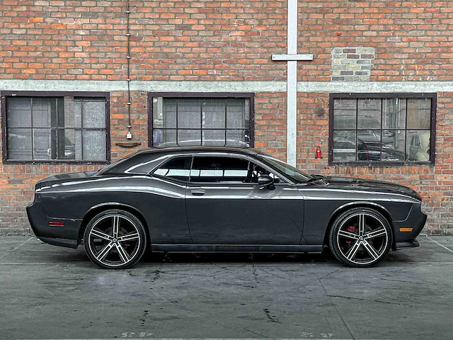 Dodge challenger sxt 3.6l 305pk 2013 - afbeelding 32 van  32