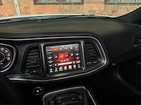 Dodge challenger sxt plus 3.6 v6 305pk 2015 - afbeelding 22 van  43