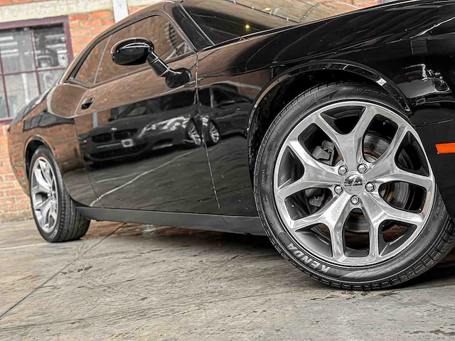 Dodge challenger sxt plus 3.6 v6 305pk 2015 - afbeelding 10 van  43