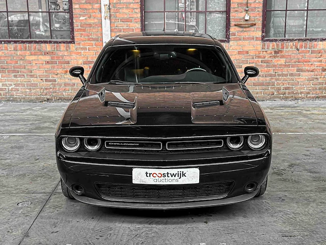 Dodge challenger sxt plus 3.6 v6 305pk 2015 - afbeelding 6 van  43