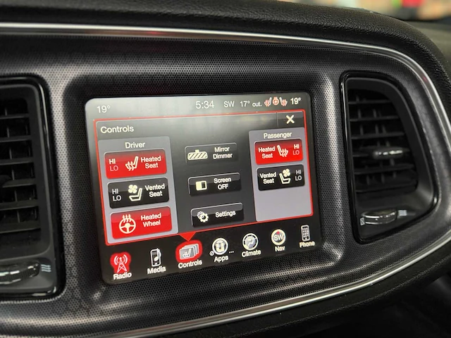 Dodge challenger sxt plus 3.6 v6 305pk 2015 - afbeelding 19 van  51