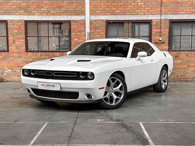 Dodge challenger sxt plus 3.6 v6 305pk 2015 - afbeelding 12 van  43