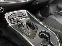 Dodge challenger sxt plus 3.6 v6 305pk 2015 - afbeelding 21 van  51