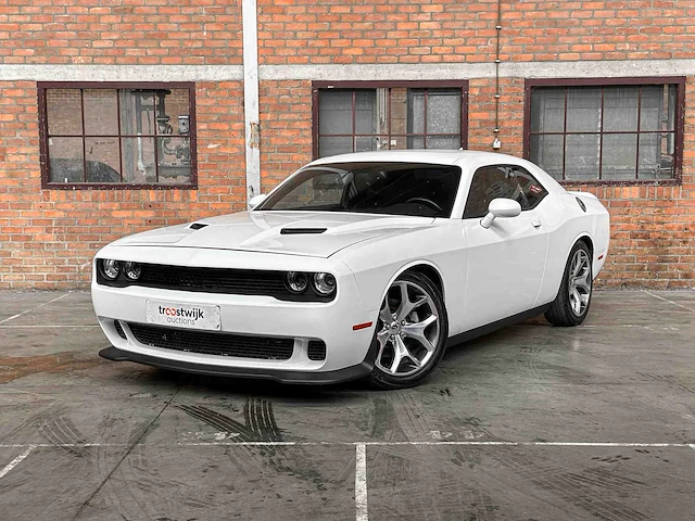 Dodge challenger sxt plus 3.6 v6 305pk 2016 - afbeelding 12 van  42