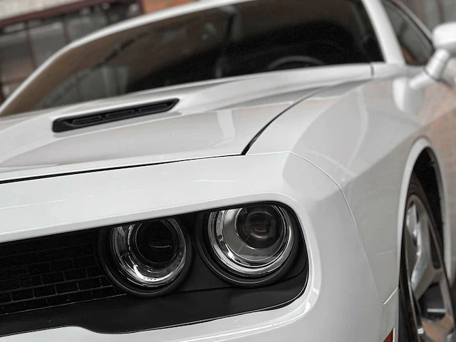 Dodge challenger sxt plus 3.6 v6 305pk 2016 - afbeelding 40 van  42