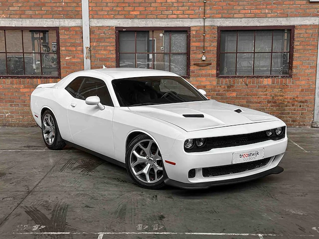 Dodge challenger sxt plus 3.6 v6 305pk 2016 - afbeelding 42 van  42