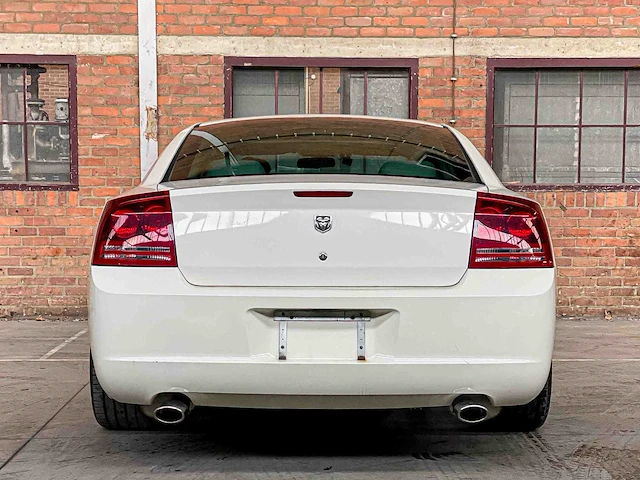 Dodge charger rt hemi 5.7 v8 340pk 2005 youngtimer - afbeelding 3 van  41