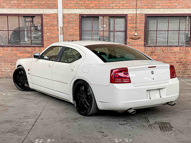 Dodge charger rt hemi 5.7 v8 340pk 2005 youngtimer - afbeelding 6 van  41