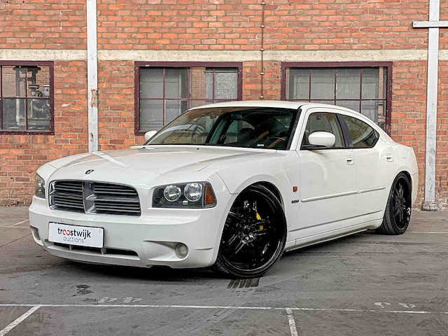 Dodge charger rt hemi 5.7 v8 340pk 2005 youngtimer - afbeelding 1 van  41