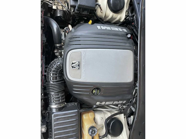 Dodge charger rt hemi 5.7 v8 340pk 2005 youngtimer - afbeelding 35 van  41