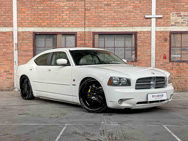 Dodge charger rt hemi 5.7 v8 340pk 2005 youngtimer - afbeelding 37 van  41