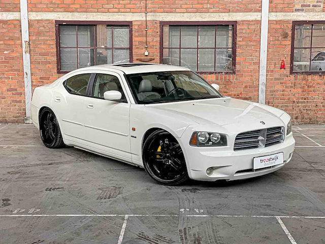 Dodge charger rt hemi 5.7 v8 340pk 2005 youngtimer - afbeelding 38 van  41