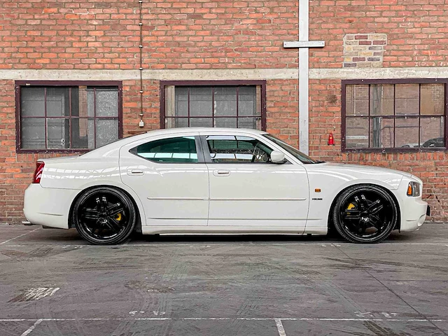 Dodge charger rt hemi 5.7 v8 340pk 2005 youngtimer - afbeelding 39 van  41