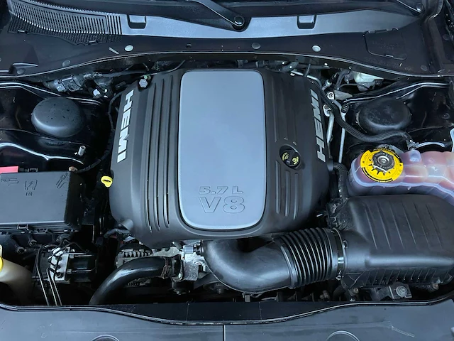 Dodge charger rt hemi 5.7 v8 375pk 2013 - afbeelding 36 van  42