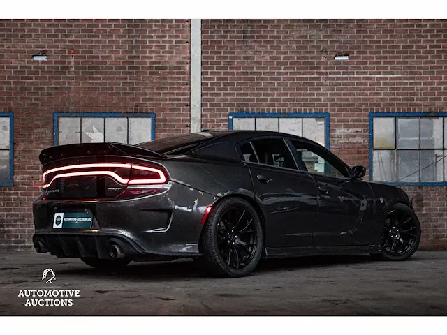 Dodge charger srt 5.7 v8 373pk 2016 - afbeelding 10 van  54