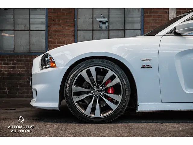 Dodge charger srt-8 6.4 v8 hemi 477pk 2014, n-915-jf - afbeelding 35 van  66