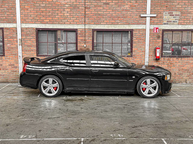 Dodge charger srt8 6.1 v8 425pk 2007 youngtimer - afbeelding 2 van  56