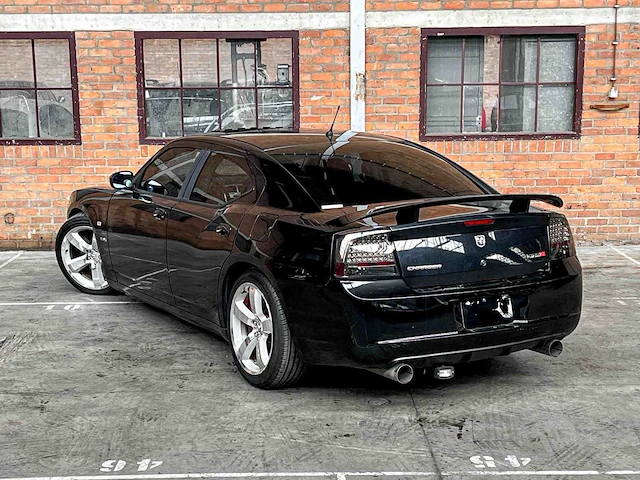 Dodge charger srt8 6.1 v8 425pk 2008 youngtimer - afbeelding 16 van  50