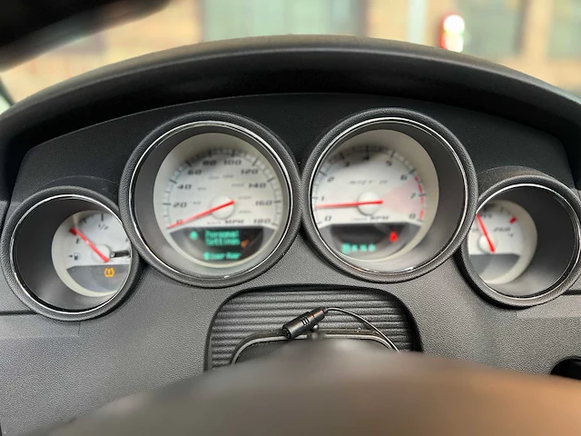 Dodge charger srt8 6.1 v8 425pk 2008 youngtimer - afbeelding 28 van  50