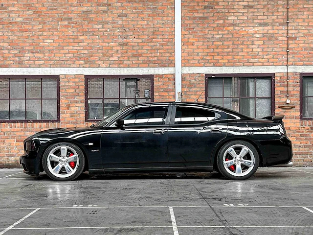 Dodge charger srt8 6.1 v8 425pk 2008 youngtimer - afbeelding 9 van  50