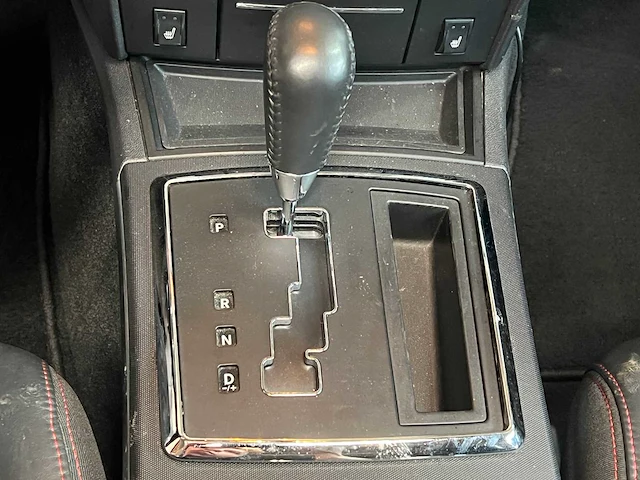 Dodge charger srt8 6.1 v8 425pk 2008 youngtimer - afbeelding 27 van  50