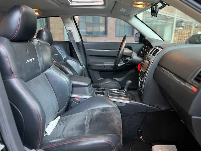 Dodge charger srt8 6.1 v8 425pk 2008 youngtimer - afbeelding 39 van  50