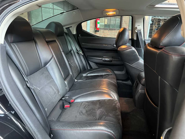 Dodge charger srt8 6.1 v8 425pk 2008 youngtimer - afbeelding 41 van  50