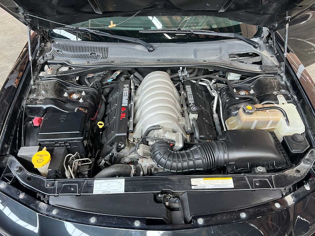 Dodge charger srt8 6.1 v8 425pk 2008 youngtimer - afbeelding 44 van  50