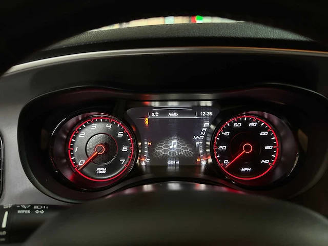 Dodge charger sxt 3.6 v6 296pk 2020 - afbeelding 18 van  32