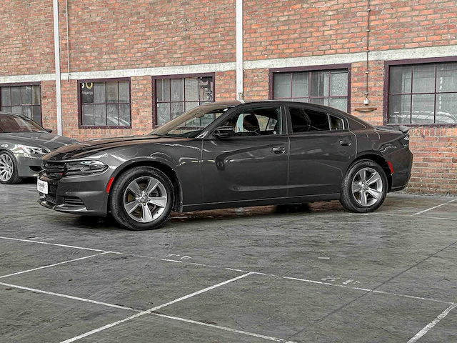 Dodge charger sxt 3.6 v6 296pk 2020 - afbeelding 8 van  32