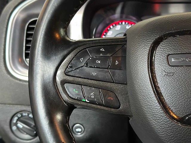 Dodge charger sxt 3.6 v6 296pk 2021 - afbeelding 19 van  32