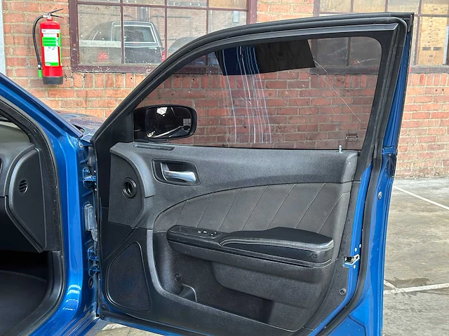 Dodge charger sxt 3.6 v6 296pk 2021 - afbeelding 29 van  32