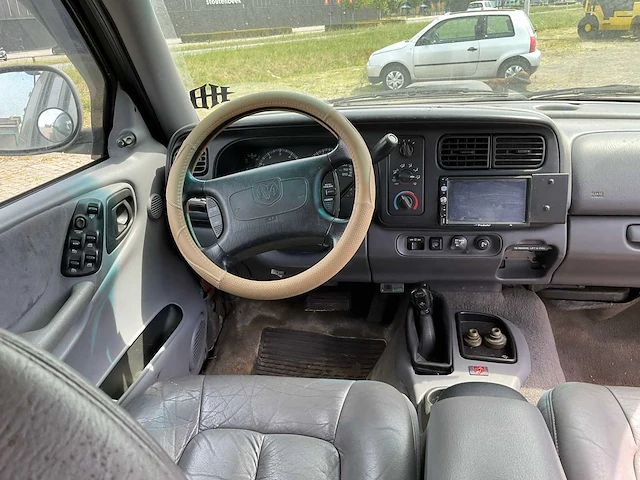 Dodge durango auto - afbeelding 13 van  35