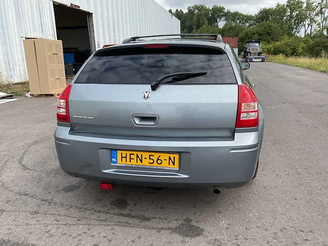 Dodge magnum se personenauto - afbeelding 13 van  16