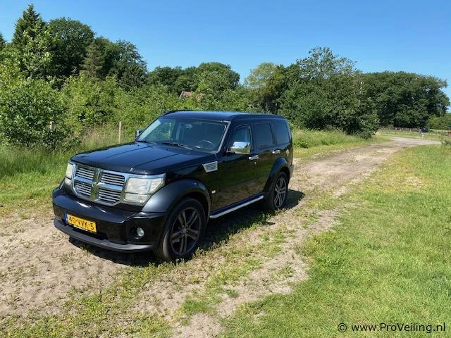 Veiling van een dodge nitro 2.8 crd l4 bestelwagen te vriezenveen
