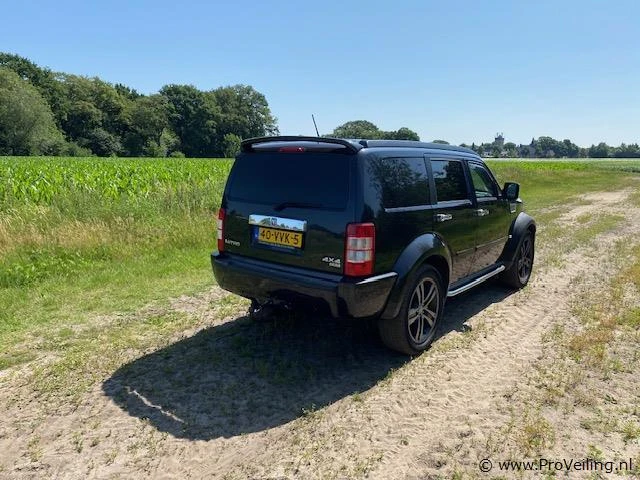 Dodge nitro 2.8 crd l4 bestelwagen/grijskenteken - afbeelding 2 van  6