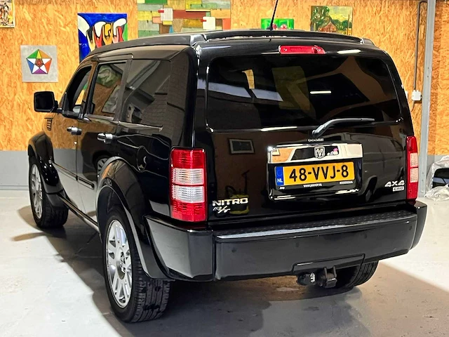 Dodge nitro 2.8 crd se high roof, automaat, 48-vvj-8 - afbeelding 16 van  21
