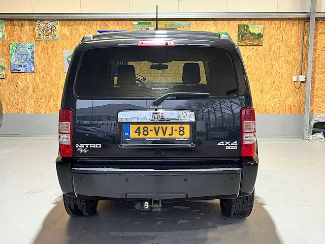 Dodge nitro 2.8 crd se high roof, automaat, 48-vvj-8 - afbeelding 18 van  21