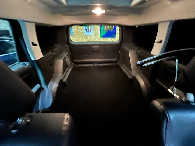 Dodge nitro 2.8 crd se high roof, automaat, 48-vvj-8 - afbeelding 21 van  21