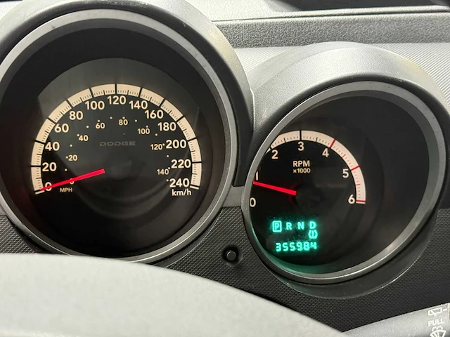 Dodge nitro 2.8 crd sxt automaat, 37-vtp-1 - afbeelding 5 van  13