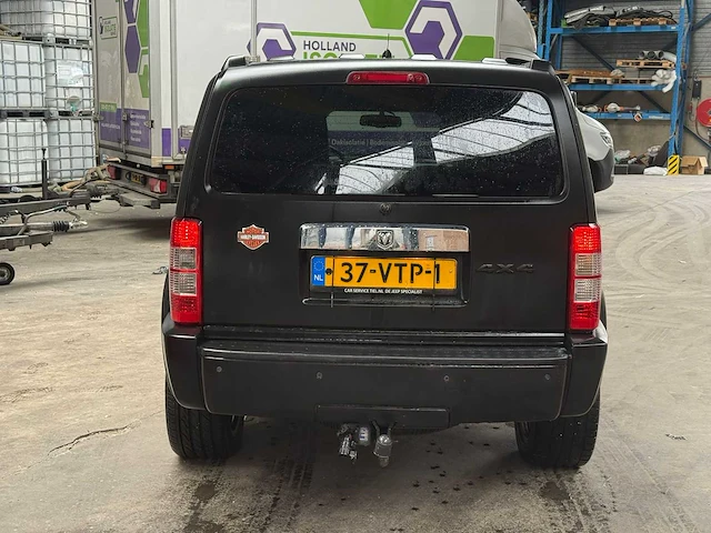 Dodge nitro 2.8 crd sxt automaat, 37-vtp-1 - afbeelding 10 van  13