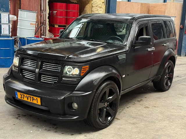 Dodge nitro 2.8 crd sxt automaat, 37-vtp-1 - afbeelding 1 van  13