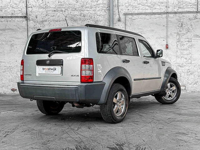 Dodge nitro 3.7 v6 se 205pk 2008, 85-zg-vg - afbeelding 2 van  32